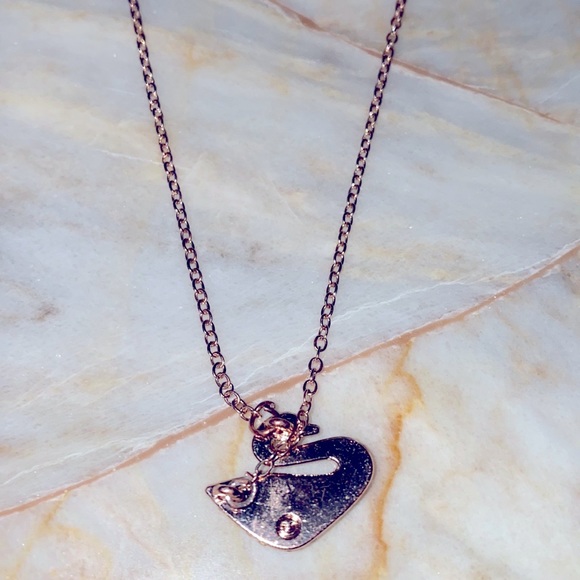 Beautiful  Gold Iconic Silver Swan Pendant - Picture 6 of 10